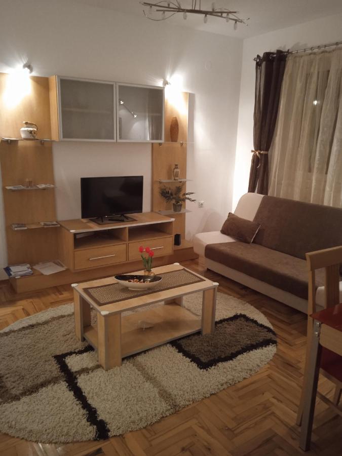Dora Apartman Palić Zewnętrze zdjęcie